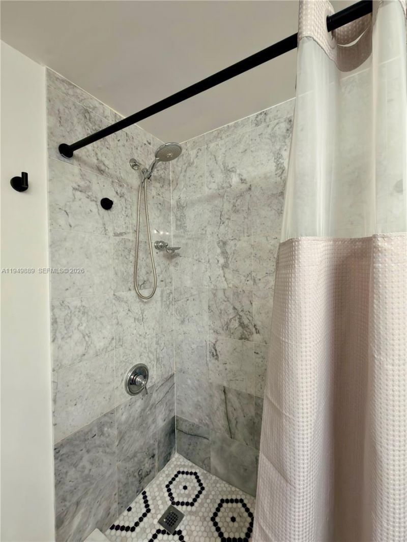 2501 SW 37th Ave, Unit 306, Miami, FL 33133 Photo