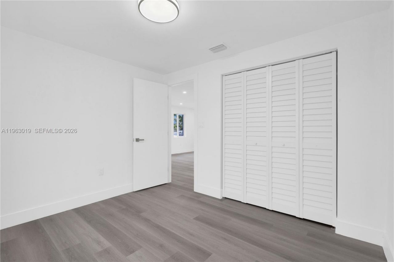 2505 NW 162 Ter, Miami Gardens, FL 33054 Photo