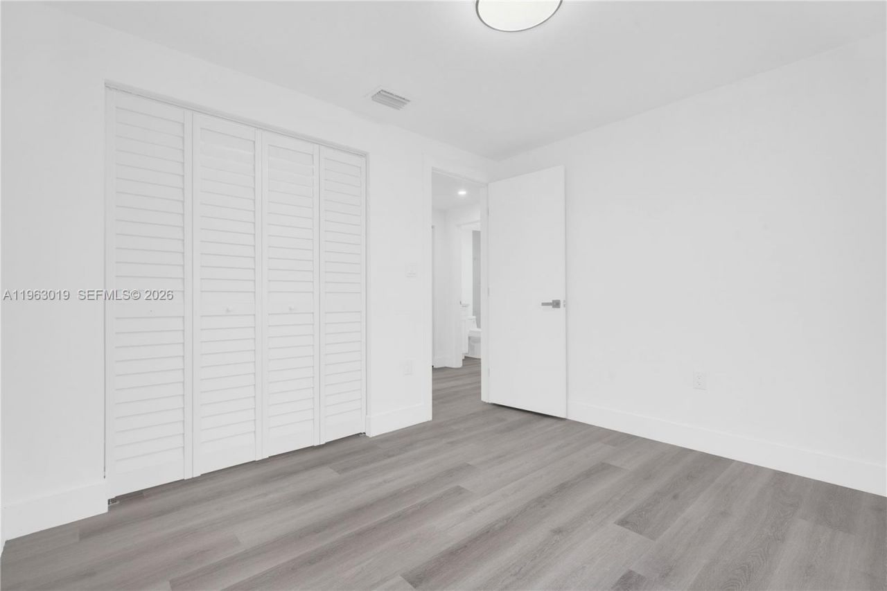 2505 NW 162 Ter, Miami Gardens, FL 33054 Photo