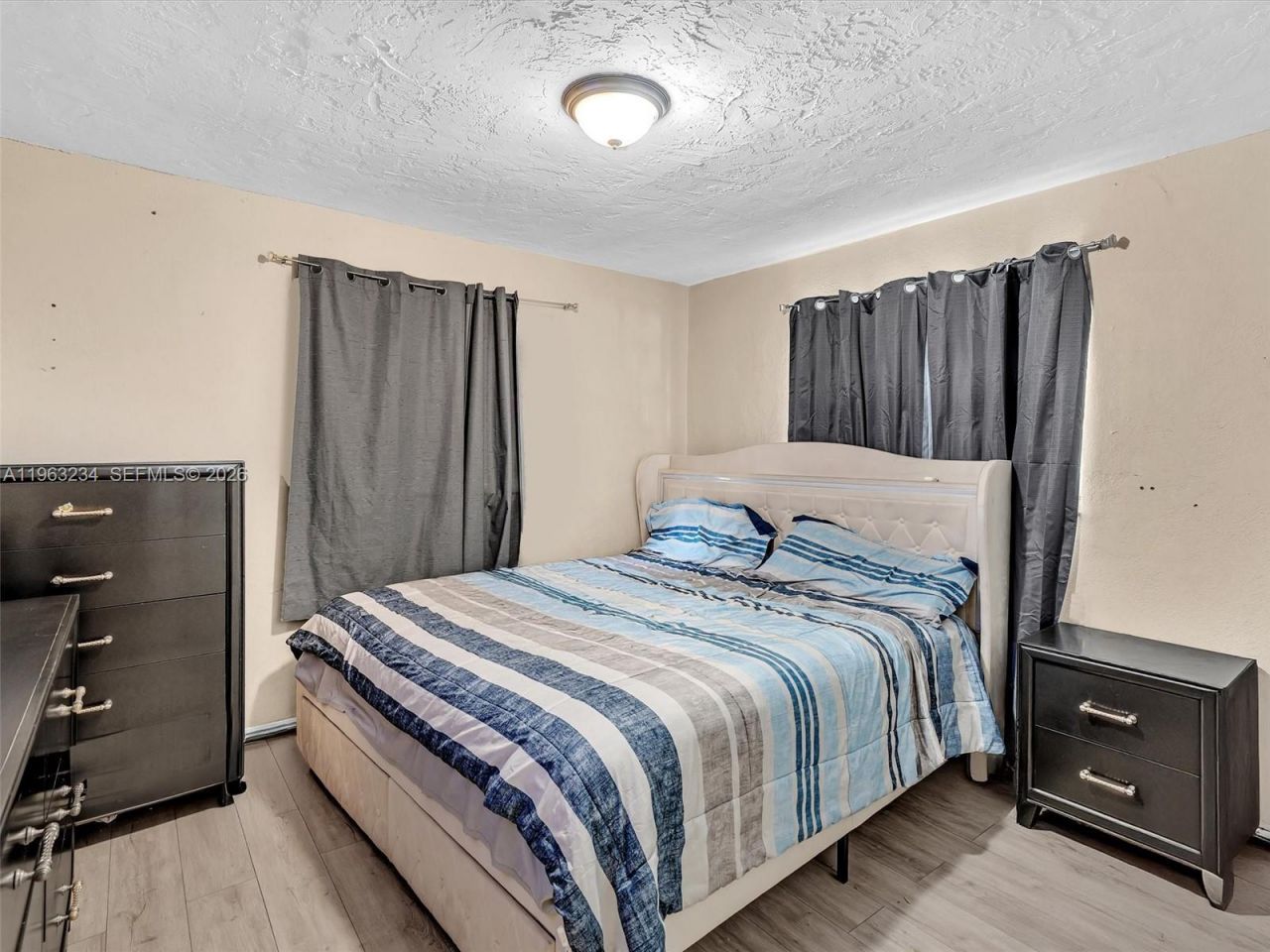 2512 NW 9th Pl, Fort Lauderdale, FL 33311 Photo