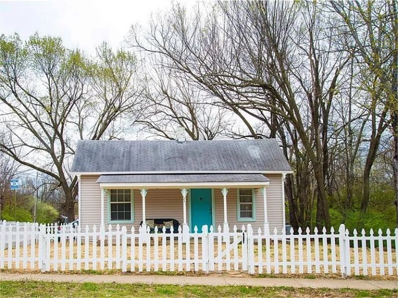 241 Huntsville Road, Fayetteville, AR 72701 Main Photo