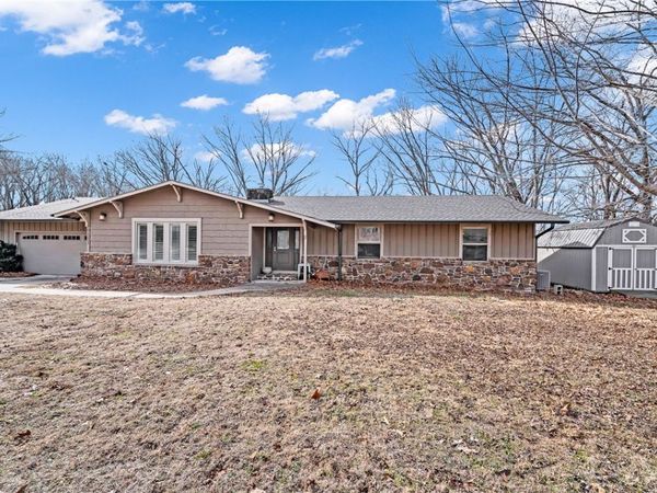 9251 Grimes Drive, Rogers, AR 72756