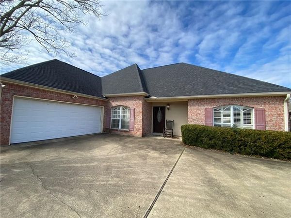 6000 BOCAGE Drive, Alexandria, LA 71303