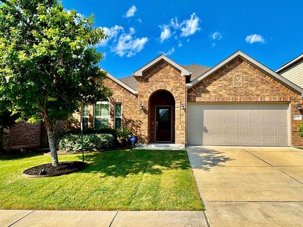 606 Linares LN, Austin, TX 78748