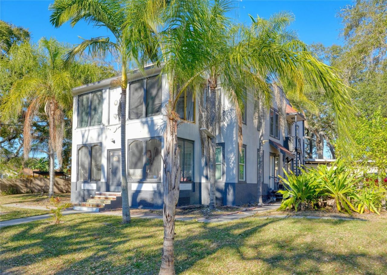 1871 Stevenson Avenue, Clearwater, FL 33755 Main Photo