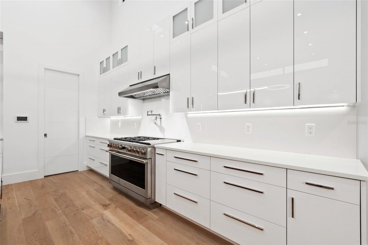 1429 Westbrook Drive, Sarasota, FL 34231 Photo