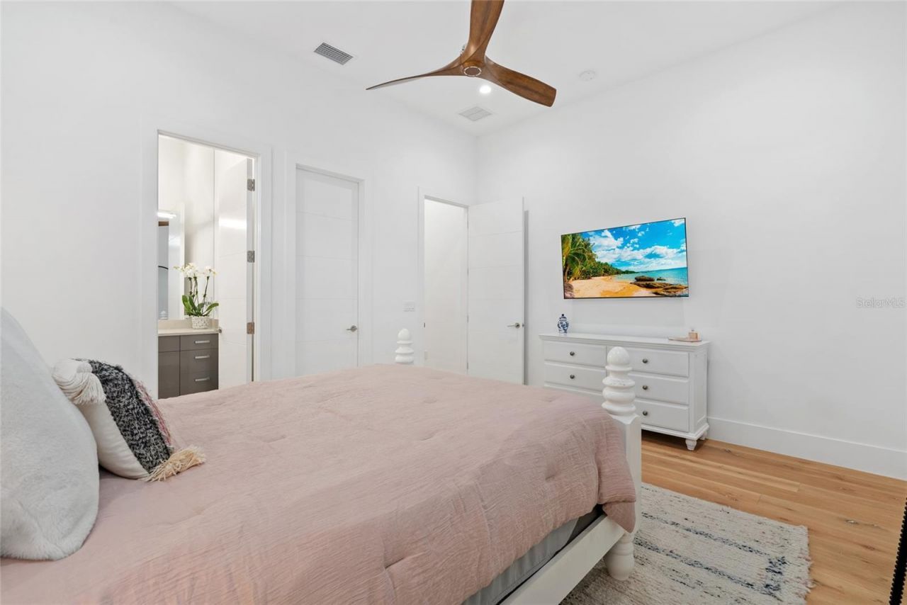 1429 Westbrook Drive, Sarasota, FL 34231 Photo