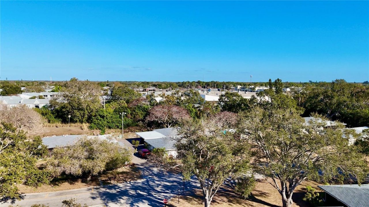 3364 Ramblewood Way, Unit 12, Sarasota, FL 34237 Photo