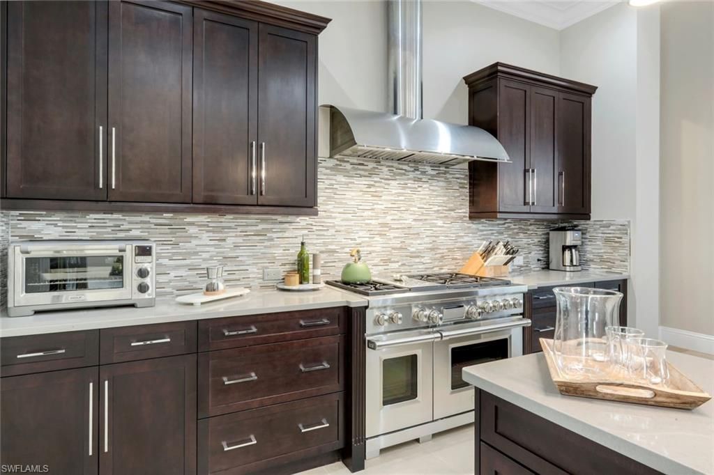 3828 Isla Del Sol Way, Naples, FL 34114 Photo