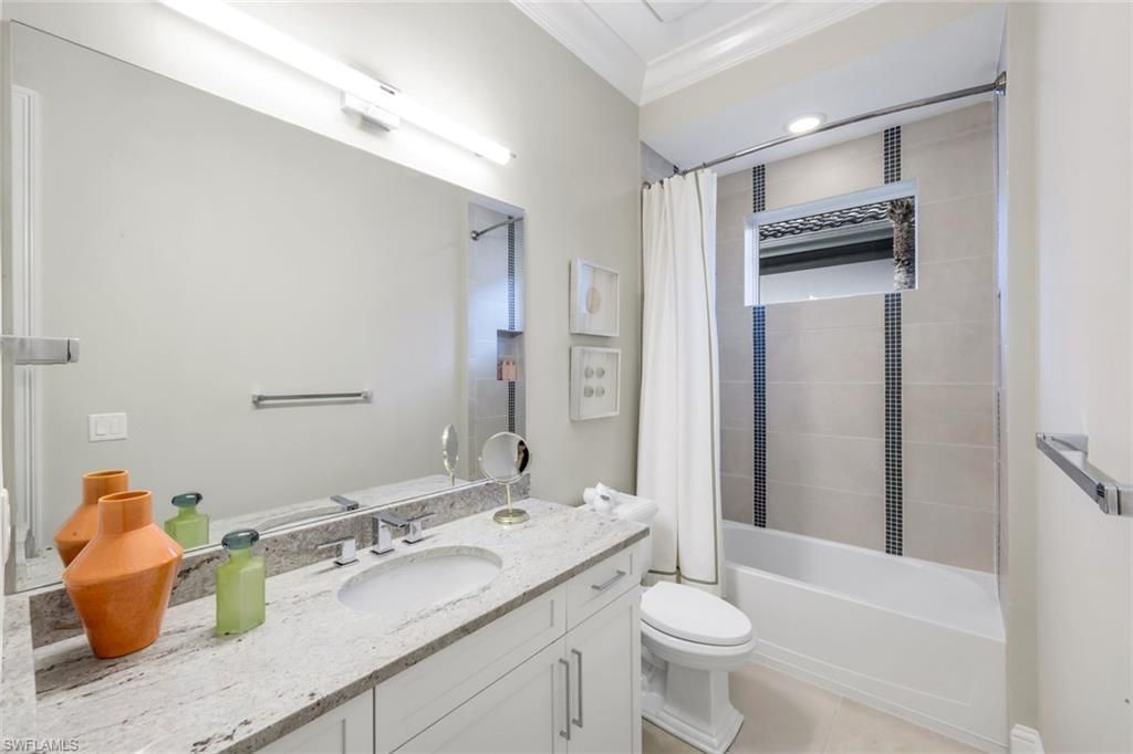 3828 Isla Del Sol Way, Naples, FL 34114 Photo