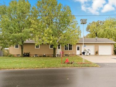 20611 Becker Lake Circle, Richmond, MN 56368