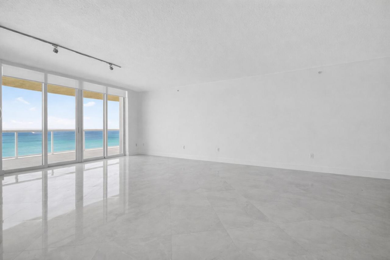 4600 N Ocean Drive, Unit 801, Singer Island, FL 33404 Photo