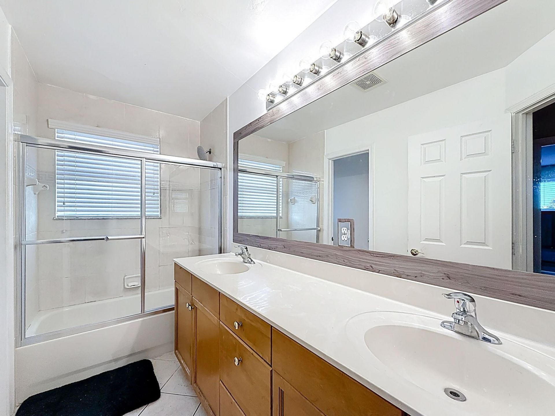 16918 SW 16th Street, Pembroke Pines, FL 33027 Photo