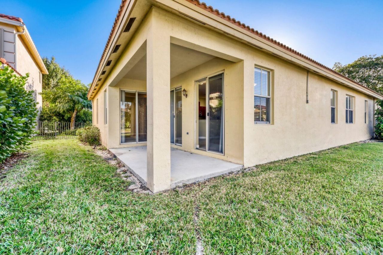 10566 Galleria St, Wellington, FL 33414 Photo