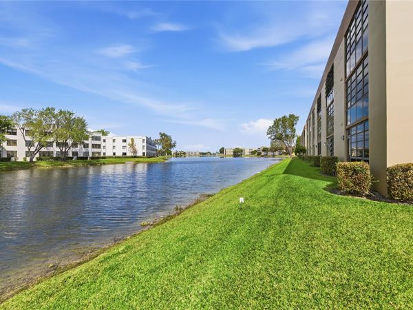 7544 Ashmont Circle, Unit 202, Tamarac, FL 33321