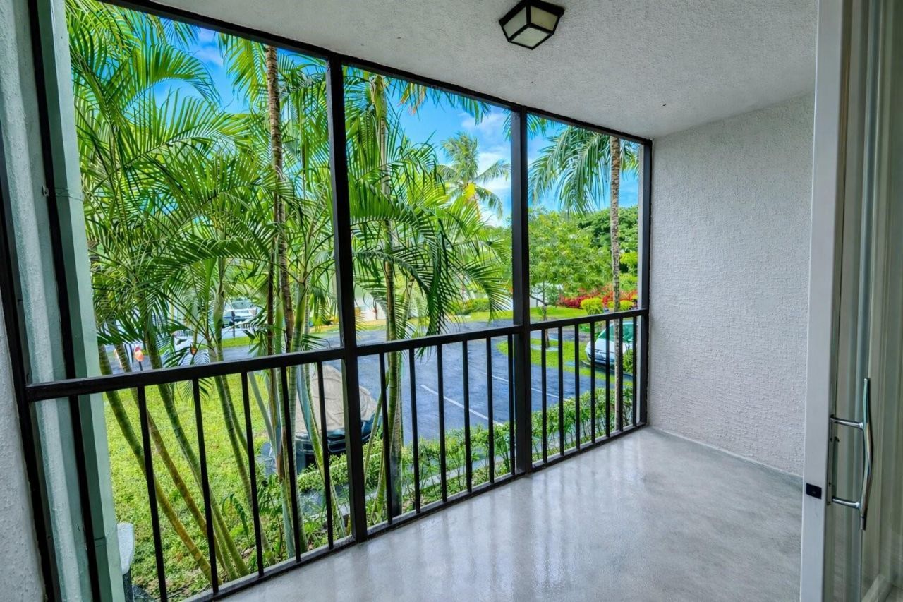 5300 NE 24th Terrace, Unit 216C, Fort Lauderdale, FL 33308 Photo