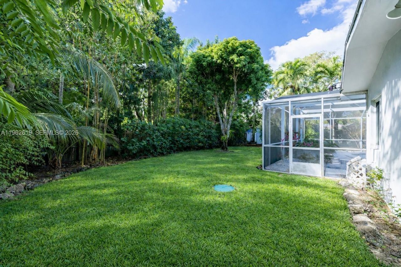 8260 SW 133rd St, Pinecrest, FL 33156 Photo