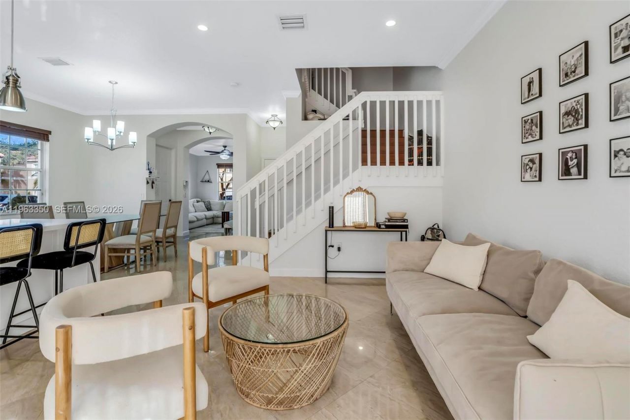 12464 SW 42nd St, Miramar, FL 33027 Photo