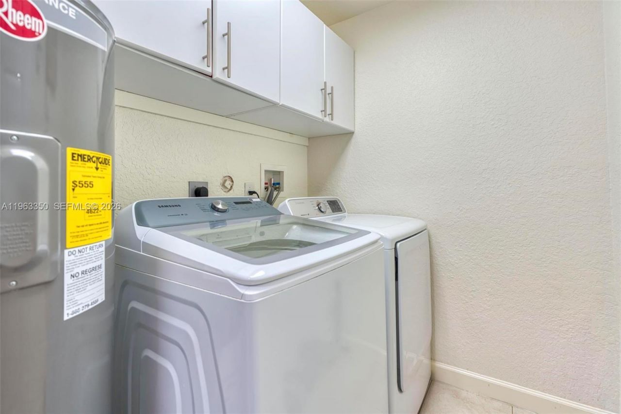 12464 SW 42nd St, Miramar, FL 33027 Photo