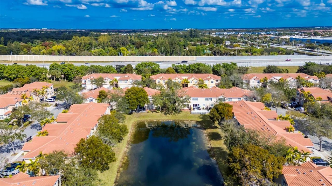 12464 SW 42nd St, Miramar, FL 33027 Photo