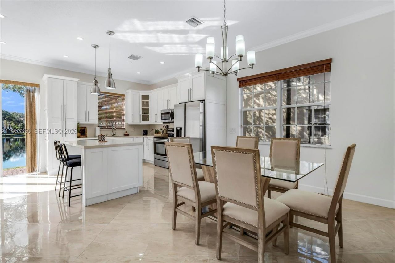 12464 SW 42nd St, Miramar, FL 33027 Photo