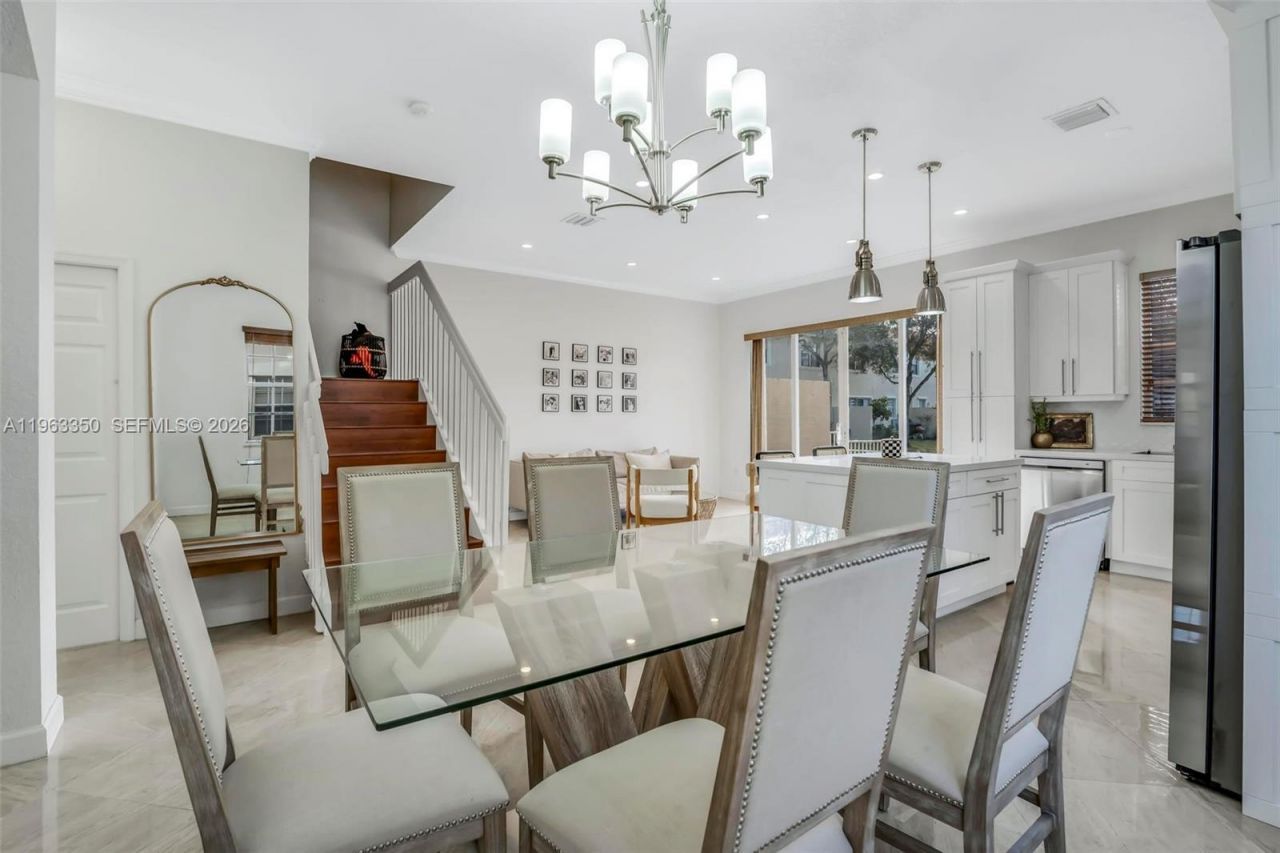 12464 SW 42nd St, Miramar, FL 33027 Photo