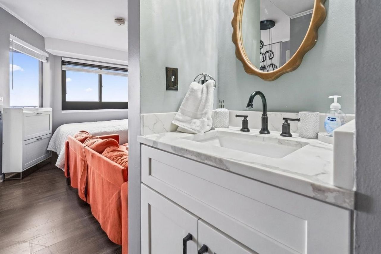 5905 S Kings Hwy.  Photo 18