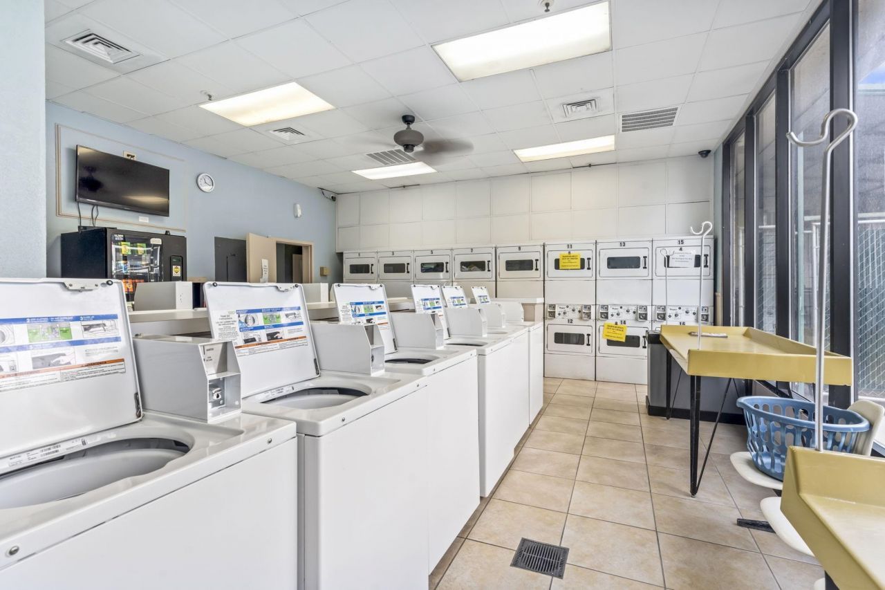 5905 S Kings Hwy.  Photo 28