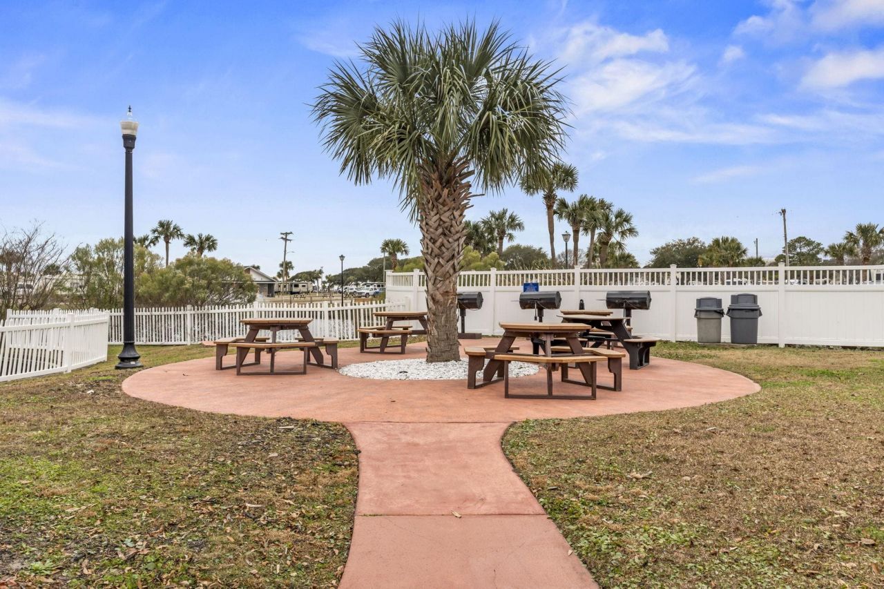 5905 S Kings Hwy.  Photo 29