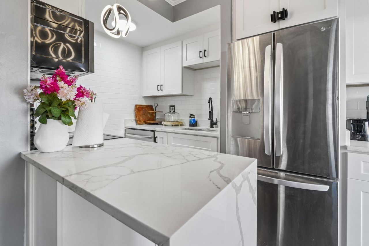 5905 S Kings Hwy.  Photo 7