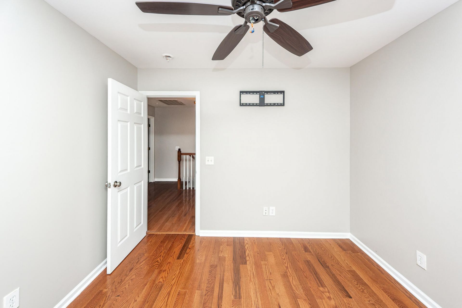 1764 Hickory Knoll Way Photo 21