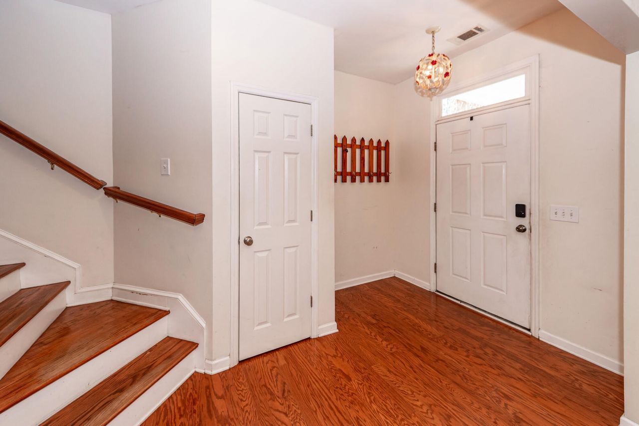 1764 Hickory Knoll Way Photo 23