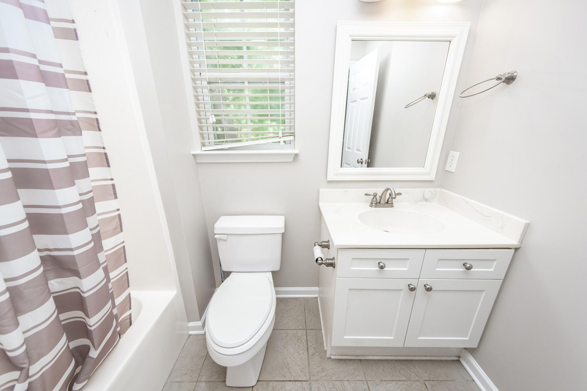 1764 Hickory Knoll Way Photo 24