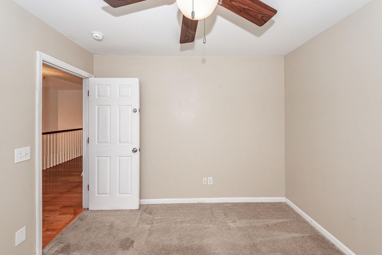 1764 Hickory Knoll Way Photo 27