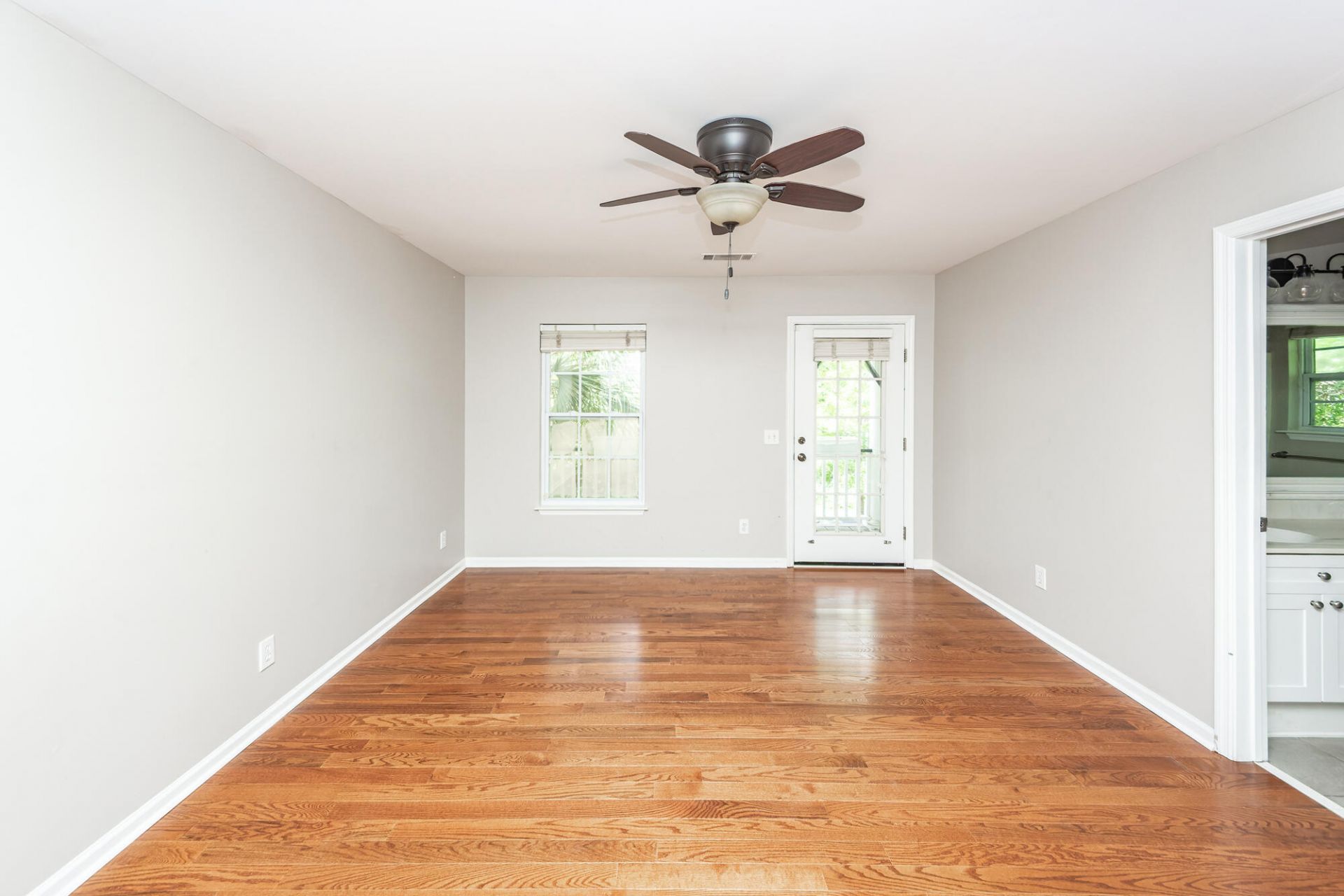 1764 Hickory Knoll Way Photo 27