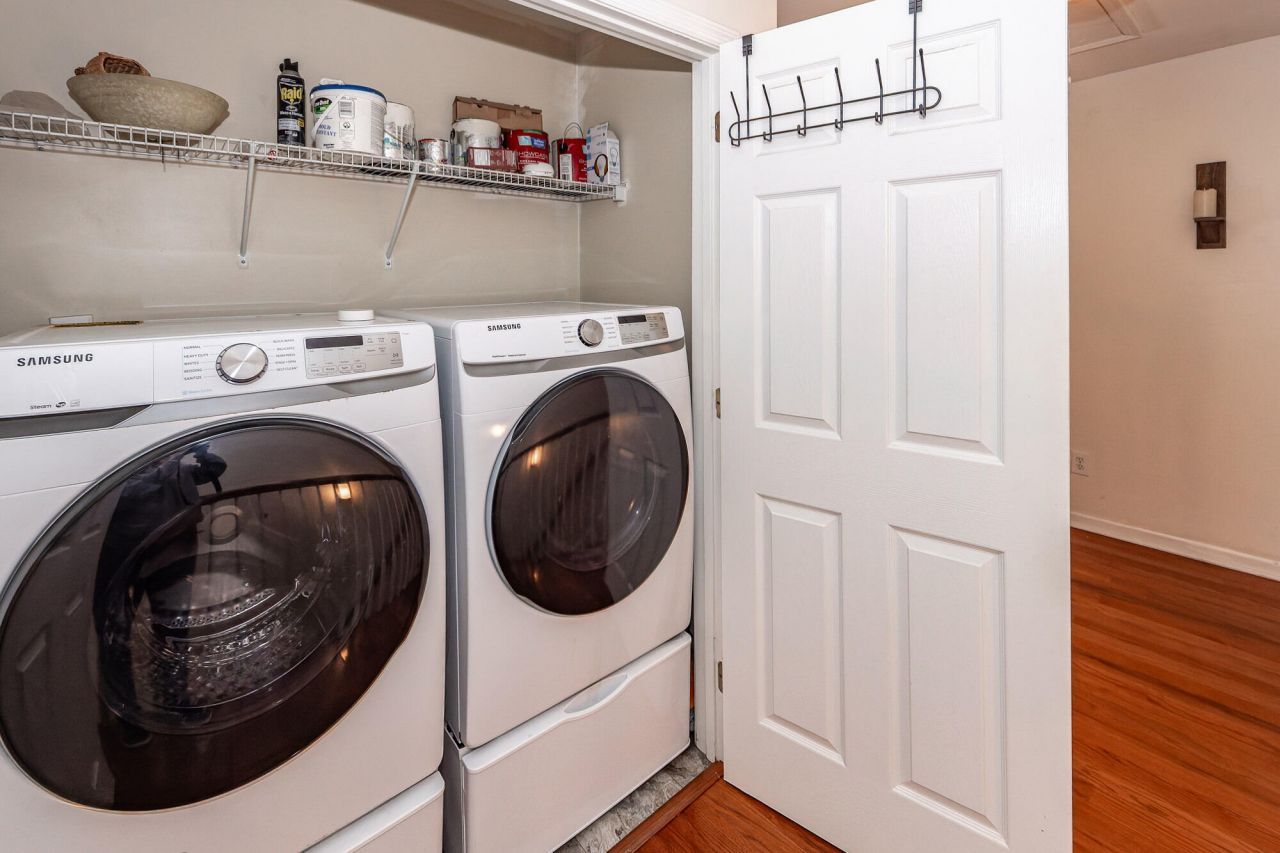 1764 Hickory Knoll Way Photo 33