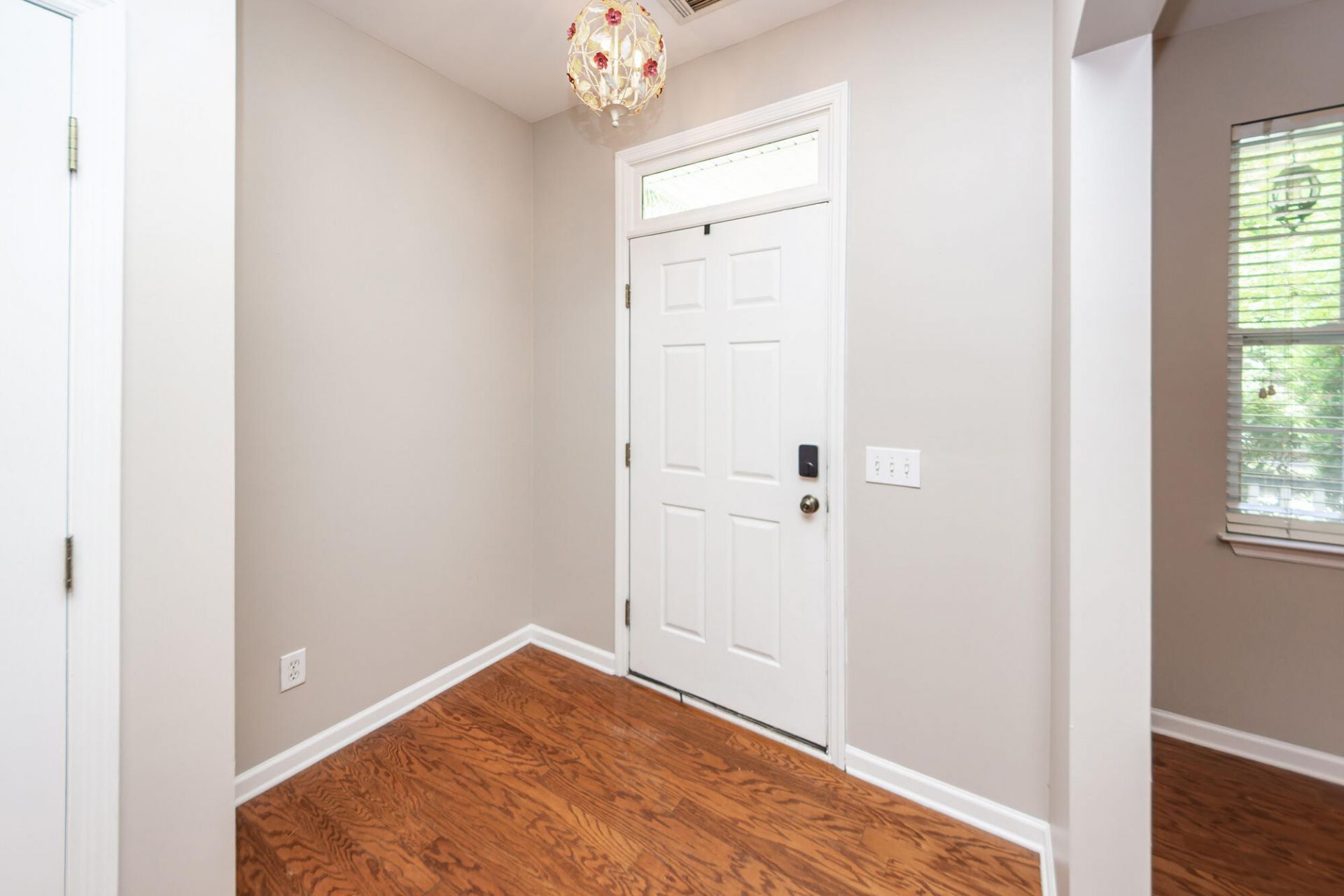 1764 Hickory Knoll Way Photo 4