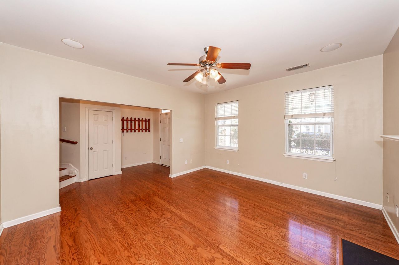 1764 Hickory Knoll Way Photo 7