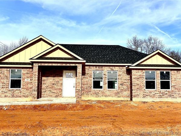 618 S First Street, Calera, OK 74730