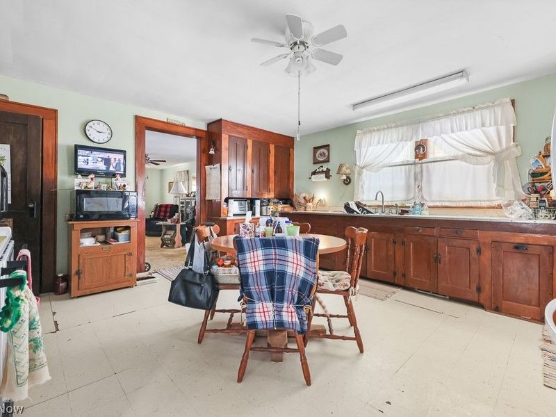 18262 W Pine Lake Road, Beloit, OH 44609 Photo 18