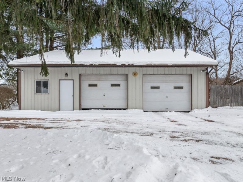 18262 W Pine Lake Road, Beloit, OH 44609 Photo 4