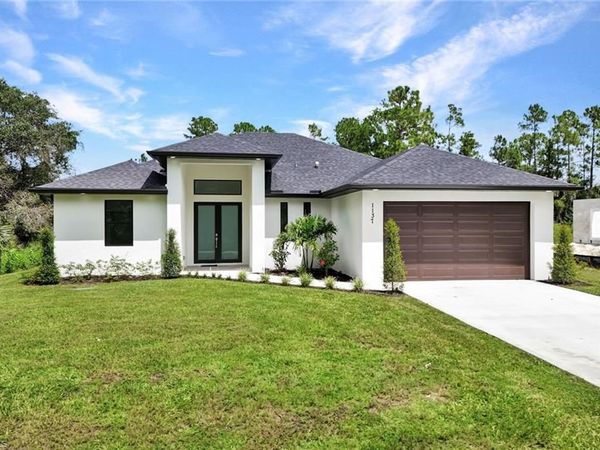 1137 Rahway ST E, LEHIGH ACRES, FL 33974