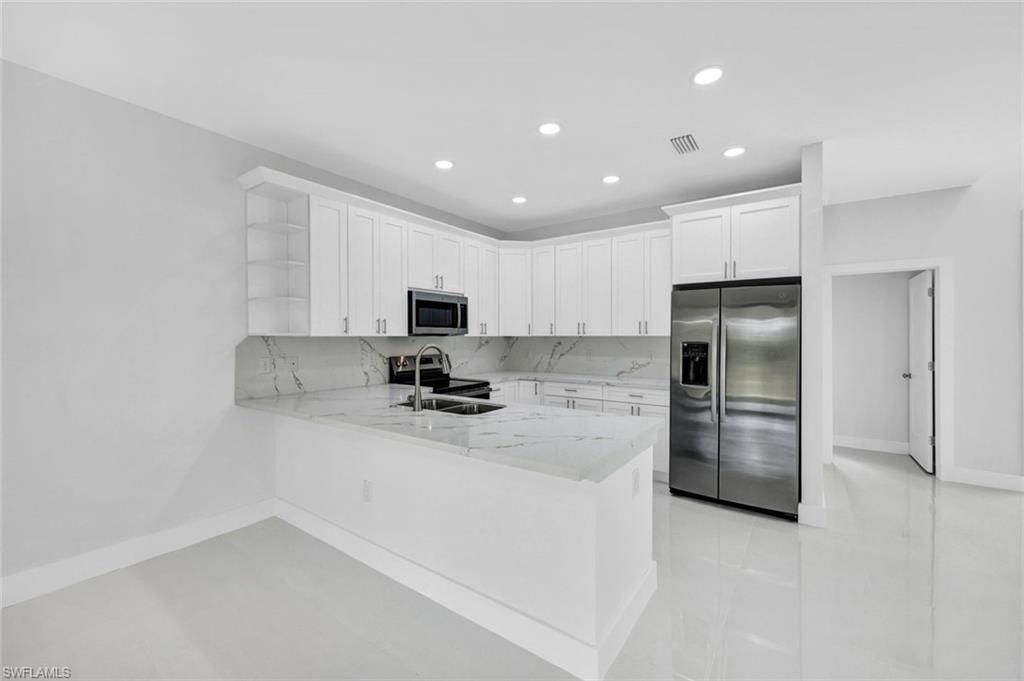 1137 Rahway St E, Lehigh Acres, FL 33974 Photo