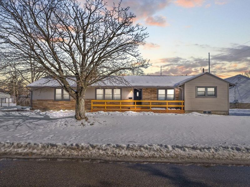 1550 Idlewild Drive, Columbus, OH 43232 Photo 1