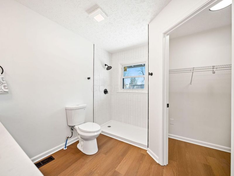 1550 Idlewild Drive, Columbus, OH 43232 Photo 12