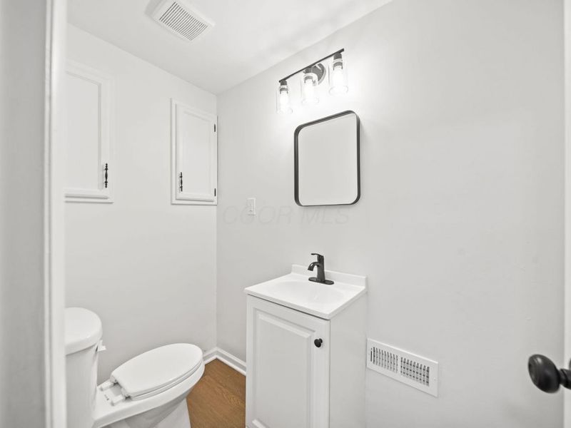 1550 Idlewild Drive, Columbus, OH 43232 Photo 16