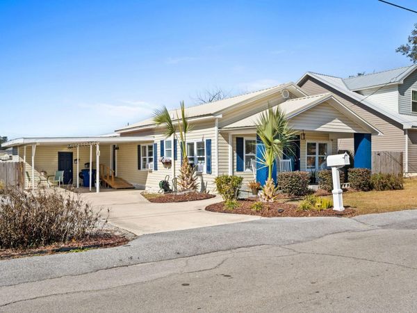 331 Maine Avenue, Panama City, FL 32401