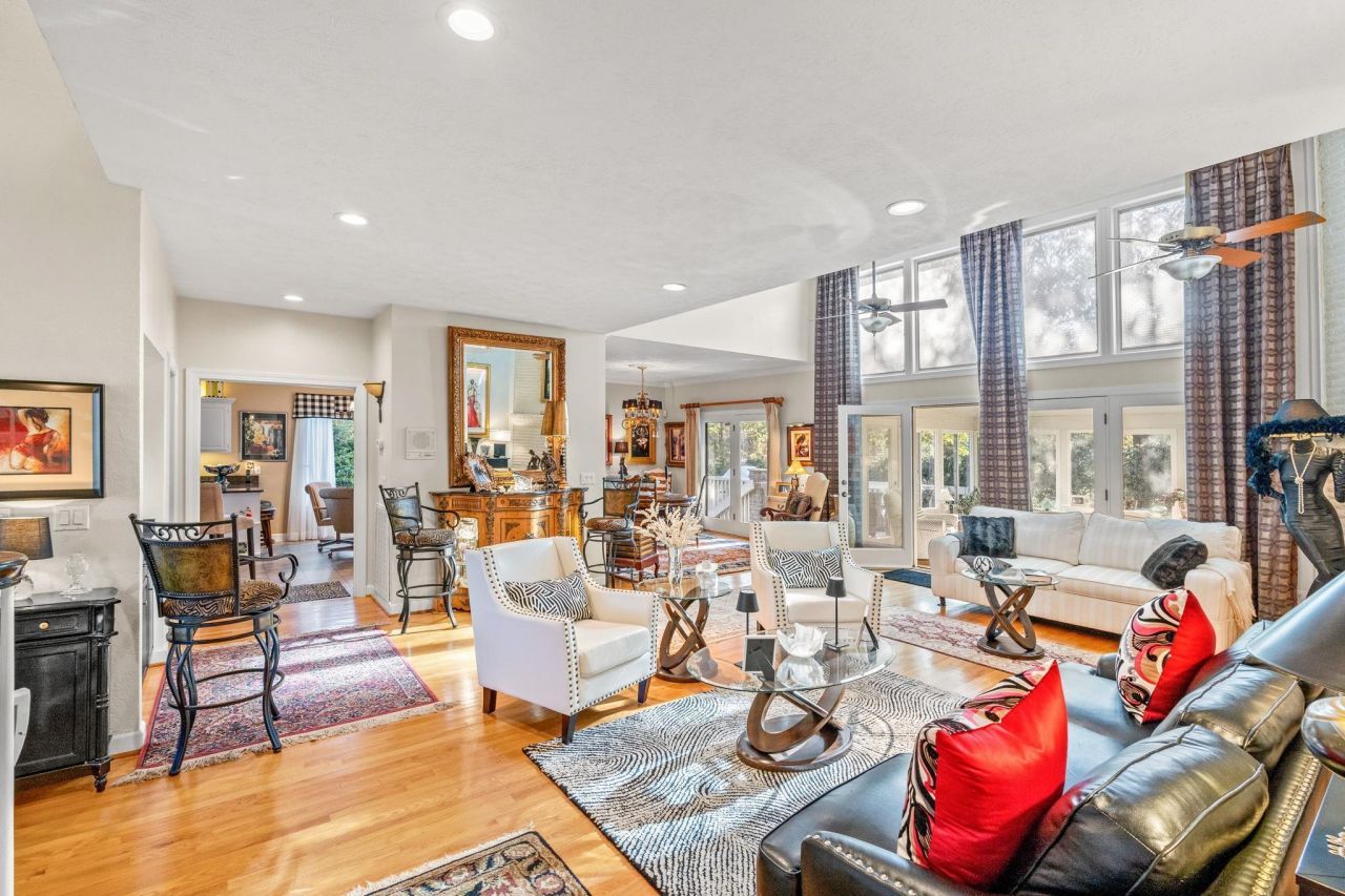 3775 Cedar Creek Dr.  Photo 6