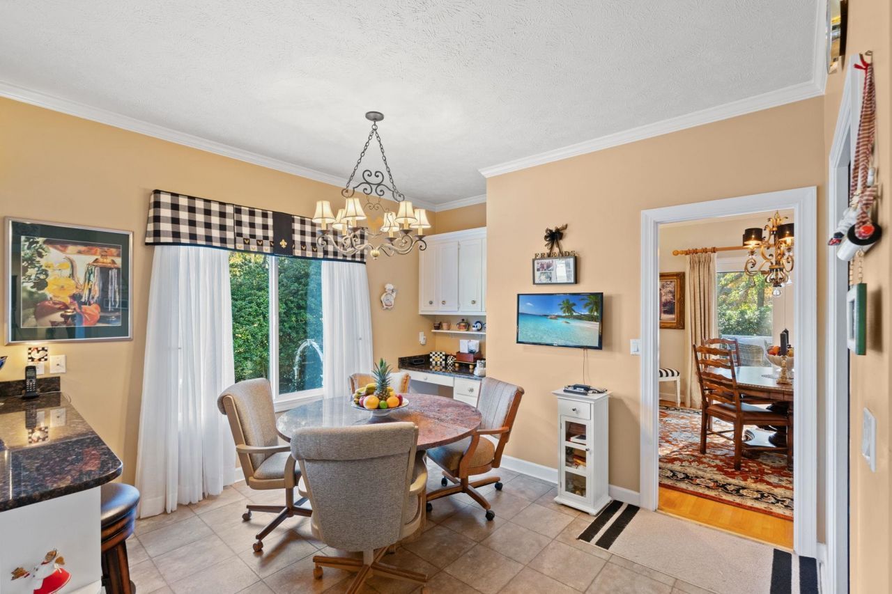 3775 Cedar Creek Dr.  Photo 7