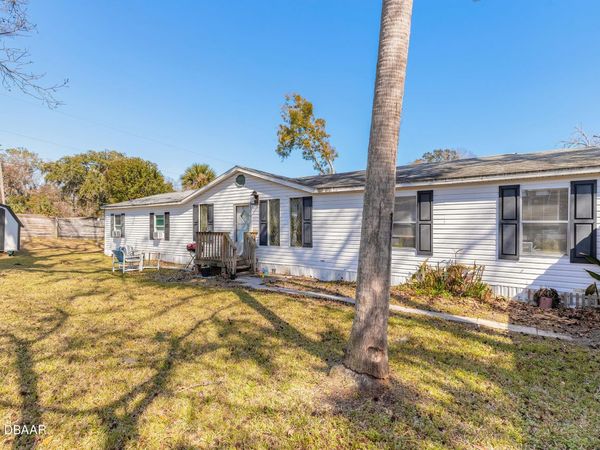 1058 N Green Acres Circle, South Daytona, FL 32119